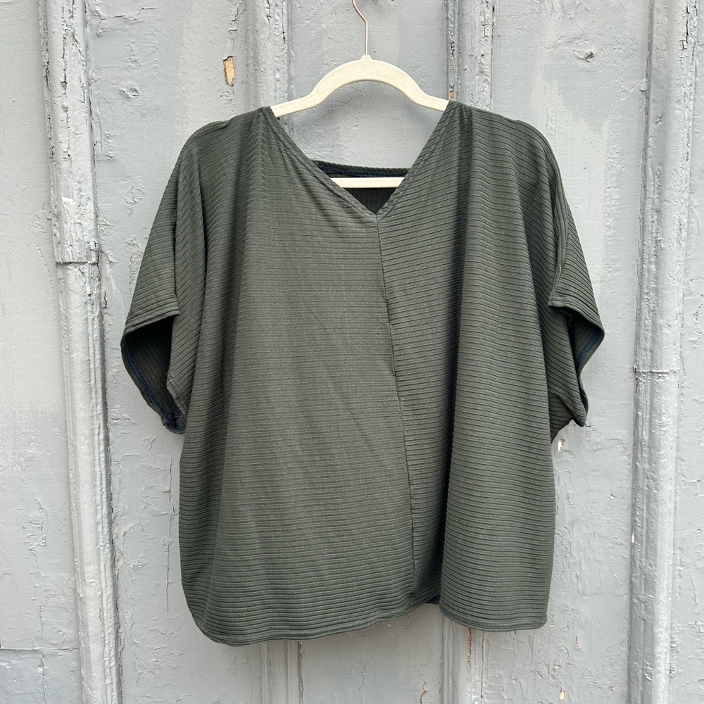 Hackwith Design House Khaki Ribbed Tee, 1/2 (size 1X/2X)